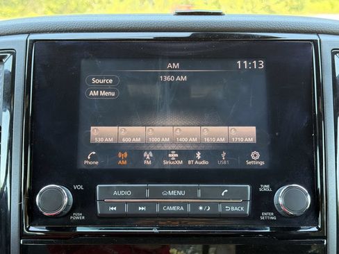 Used 2023 Nissan Titan SV w/ SV Convenience Package AWD/4WD image 4