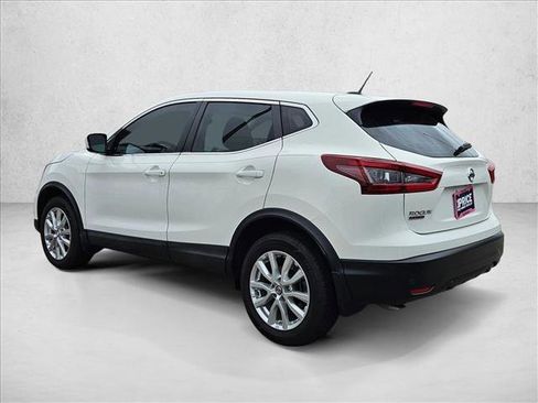 Used 2020 Nissan Rogue Sport S w/ Appearance Package FWD image 9