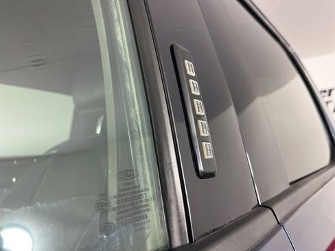 Used 2017 Ford F350 Lariat w/ Chrome Package image 24