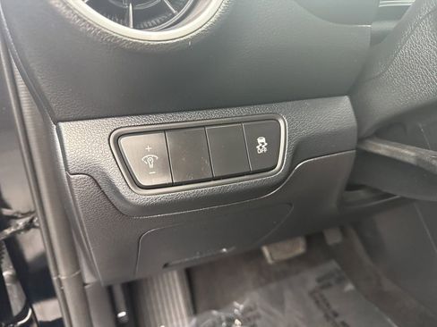 Used 2024 Kia Forte LXS image 28