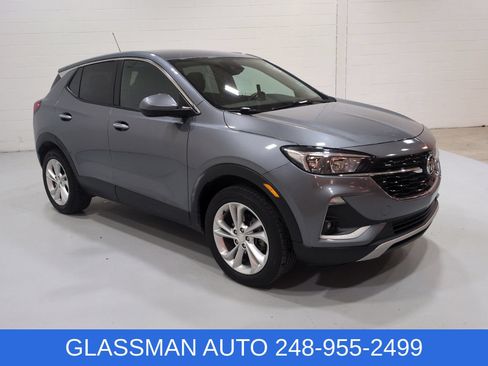 Used 2022 Buick Encore GX Preferred w/ Cold Weather Comfort Package AWD/4WD image 1