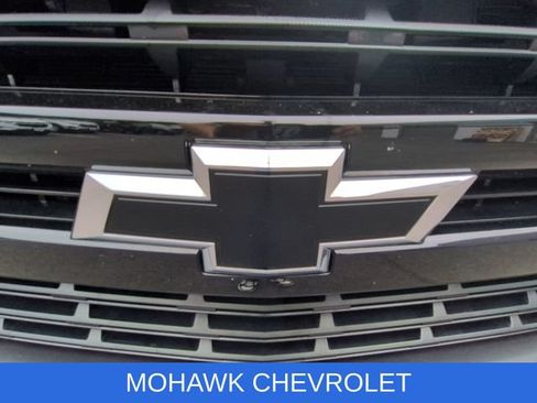 Used 2022 Chevrolet Silverado 1500 RST AWD/4WD image 31