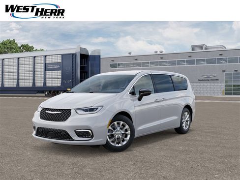 New 2026 Chrysler Pacifica Select image 1