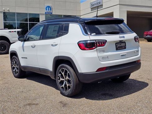 New 2026 Jeep Compass Limited AWD/4WD image 30