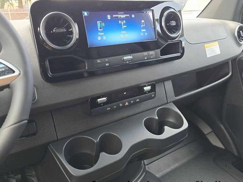 New 2026 Mercedes-Benz Sprinter 2500 image 29