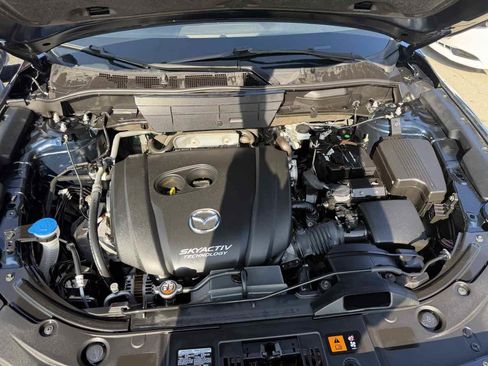 Used 2018 MAZDA CX-5 Touring w/ Preferred Equipment Package image 23