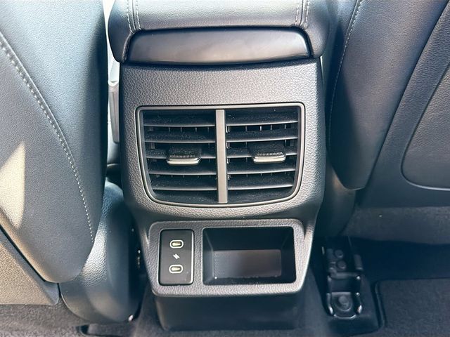 Used 2024 Kia Seltos EX FWD image 25