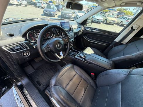 Used 2017 Mercedes-Benz GLS 550 4MATIC image 10