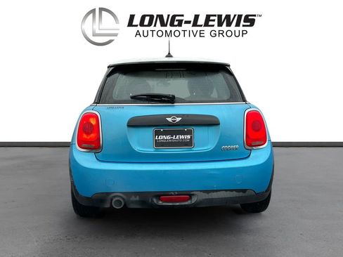 Used 2017 MINI Cooper 2-Door Hardtop image 5