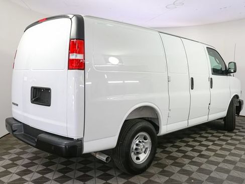 Used 2025 Chevrolet Express 2500 w/ Driver Convenience Package RWD image 11