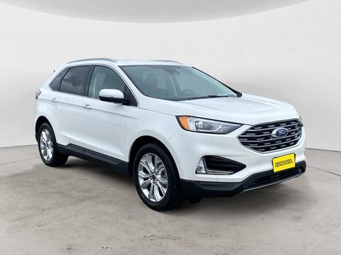 Used 2021 Ford Edge Titanium w/ Class II Trailer Tow Package AWD/4WD image 7