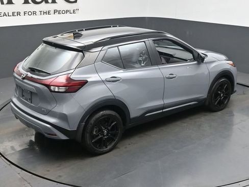 Used 2023 Nissan Kicks SR w/ SR Premium Package FWD image 40