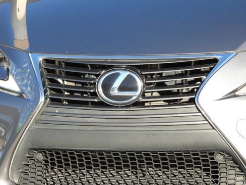 Used 2015 Lexus IS 250 Premium w/ Premium Package image 4