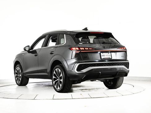 New 2026 Audi Q3 quattro 2.0T image 8