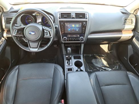 Used 2019 Subaru Outback 3.6R Limited w/ Popular Package #2 AWD/4WD image 9