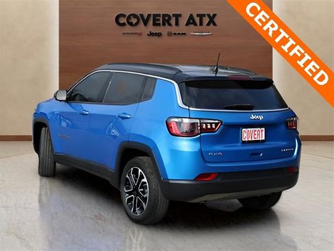 Used 2024 Jeep Compass Limited image 3