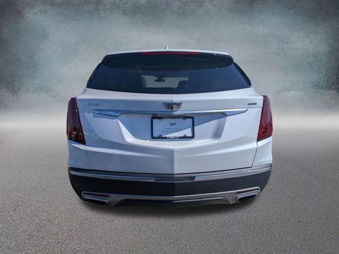 Certified 2022 Cadillac XT5 Premium Luxury image 4