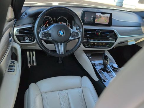 Used 2018 BMW M550i xDrive AWD/4WD image 30
