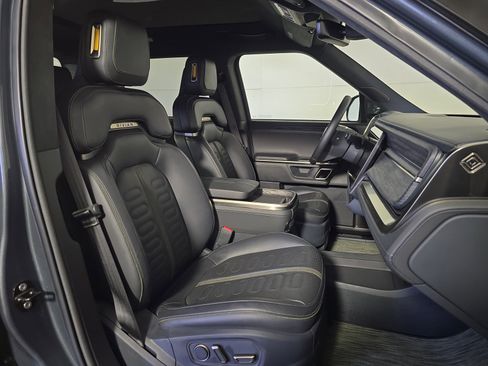 Used 2022 Rivian R1T Launch Edition AWD/4WD image 23