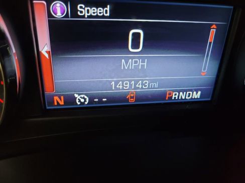 Used 2016 GMC Yukon SLE w/ HD Trailering Package image 3