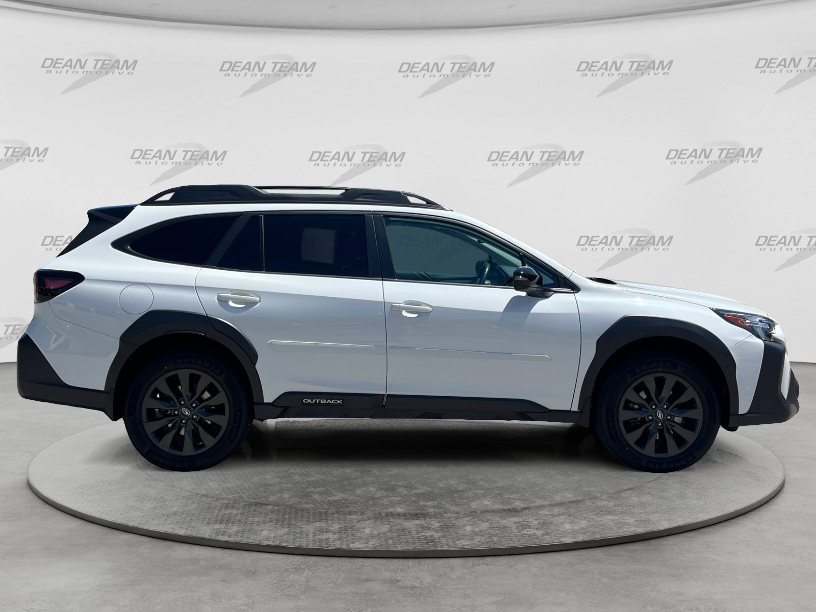 Used 2023 Subaru Outback Onyx Edition XT AWD/4WD image 8