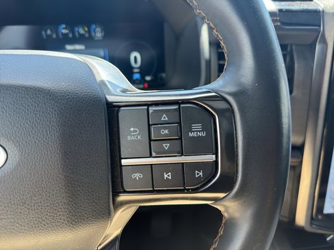 Used 2023 Ford Expedition Platinum AWD/4WD image 30