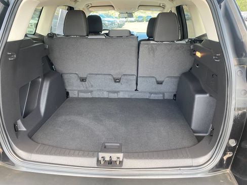 Used 2019 Ford Escape SE FWD image 24