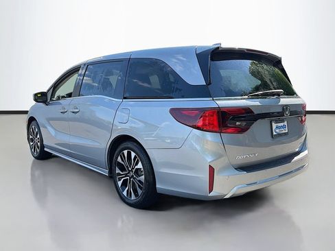 New 2026 Honda Odyssey Elite image 9