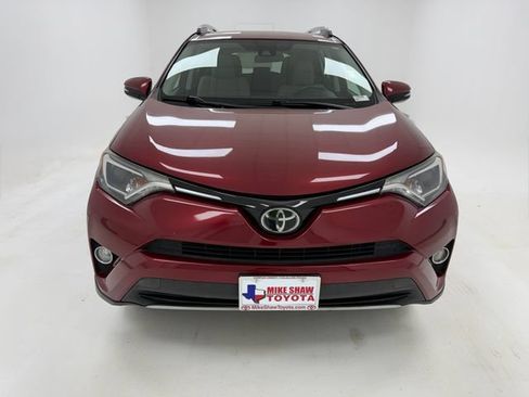 Used 2018 Toyota RAV4 XLE w/ Plus Extra Value Package FWD image 3