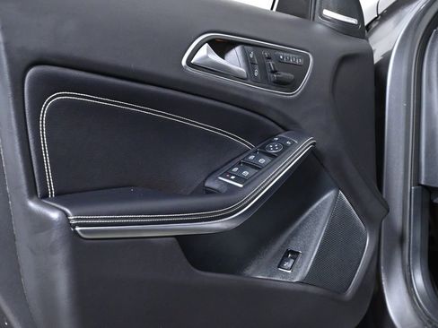 Used 2016 Mercedes-Benz GLA 250 4MATIC image 29