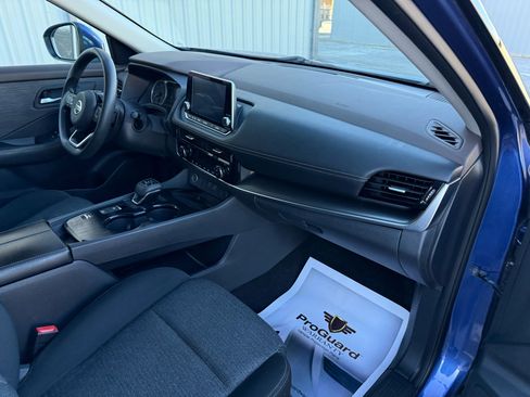 Used 2021 Nissan Rogue SV image 28