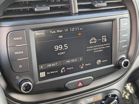 Certified 2025 Kia Soul LX FWD image 26