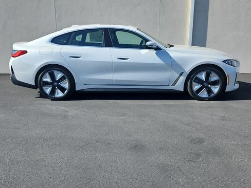 New 2026 BMW i4 eDrive40 w/ Premium Package RWD image 3