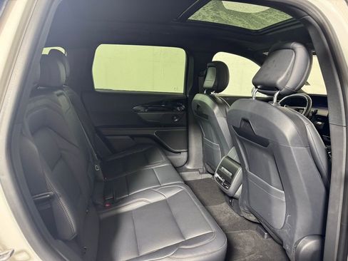 New 2025 Lincoln Nautilus Premier w/ Equipment Group 102A image 21