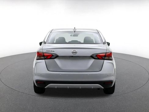 Used 2025 Nissan Versa SV FWD image 8