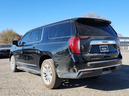 Used 2021 GMC Yukon XL SLT image 8