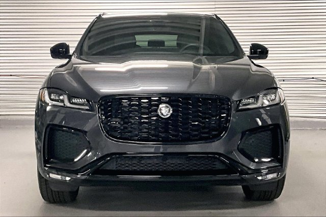 New 2026 Jaguar F-PACE R-Dynamic S AWD/4WD image 2