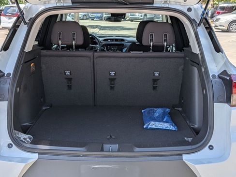 Certified 2023 Chevrolet TrailBlazer LT w/ Convenience Package FWD image 23