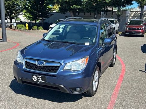 Used 2014 Subaru Forester 2.5i Limited AWD/4WD image 3