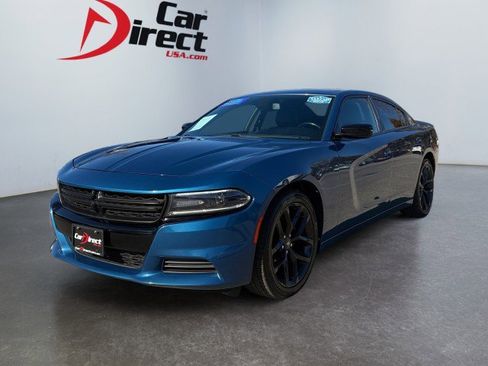 Used 2020 Dodge Charger SXT w/ Plus Group image 9