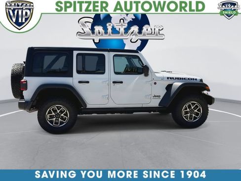 Used 2024 Jeep Wrangler Unlimited Rubicon AWD/4WD image 10