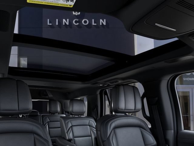 New 2027 Lincoln Navigator Reserve w/ Jet Appearance Package AWD/4WD image 22