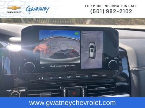 Used 2024 Nissan Pathfinder Platinum w/ Cargo Package image 18