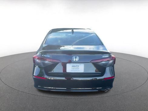Used 2025 Honda Civic Sport image 12