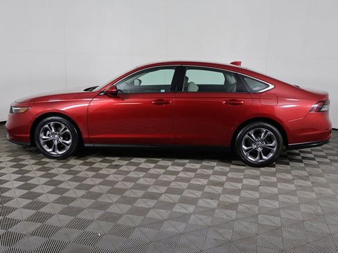 Used 2023 Honda Accord EX image 17
