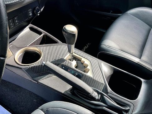 Used 2013 Toyota RAV4 Limited image 18