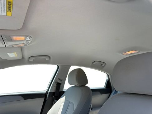 Used 2019 Hyundai Sonata SE FWD image 17