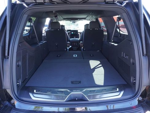 New 2026 GMC Yukon XL Denali Ultimate w/ LPO, Illumination Package image 8