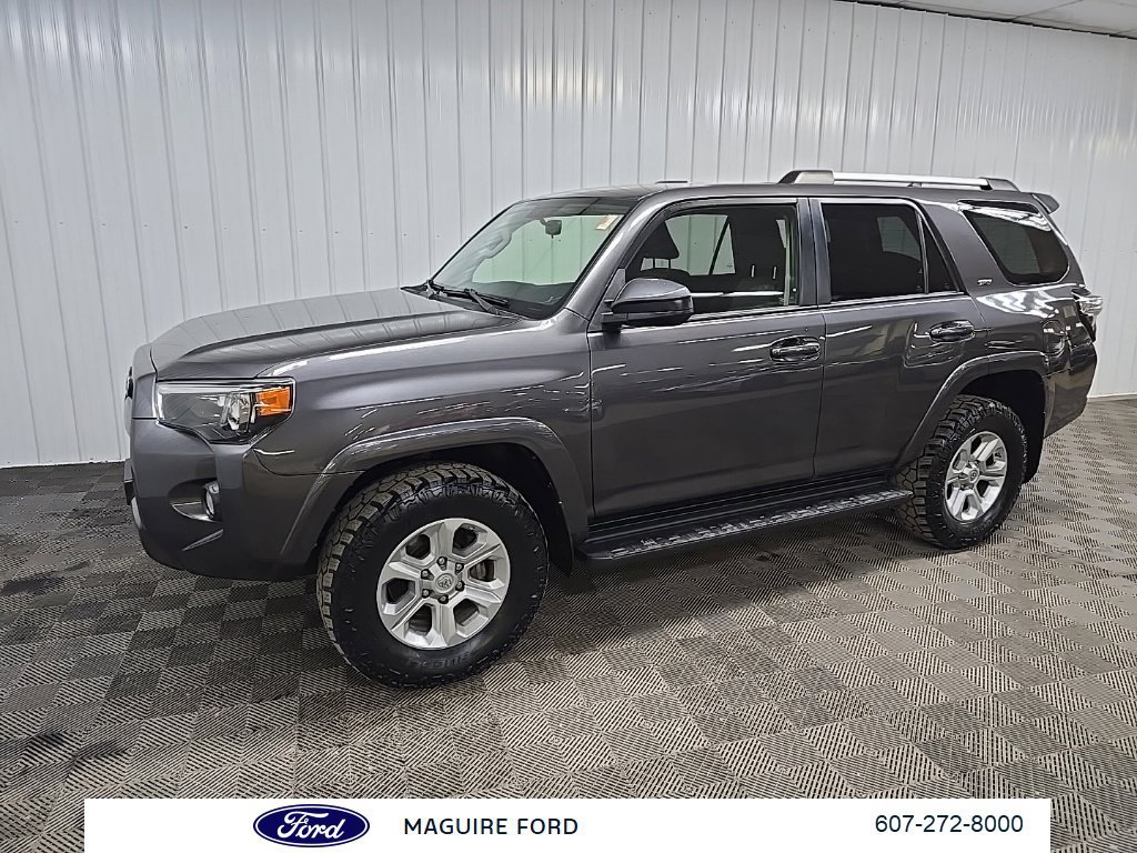 Used 2019 Toyota 4Runner SR5 AWD/4WD image 6