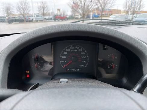 Used 2006 Ford F150 STX image 25